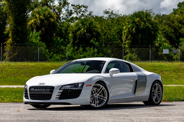 Used 2009 Audi R8 quattro for sale Sold at McLaren Orlando LLC in Titusville FL 32780 2