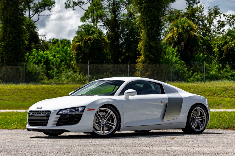 Used 2009 Audi R8 quattro for sale Sold at McLaren Orlando LLC in Titusville FL 32780 3