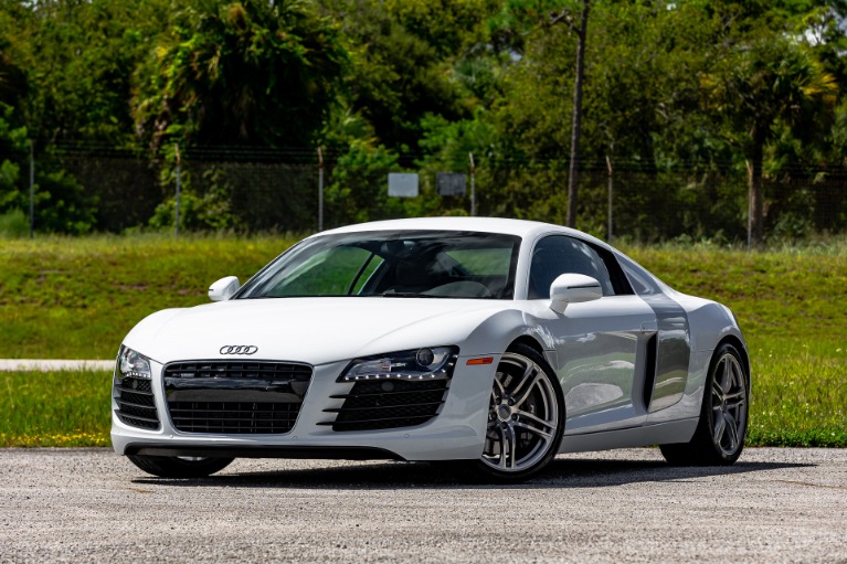 Used 2009 Audi R8 quattro for sale Sold at McLaren Orlando LLC in Titusville FL 32780 1