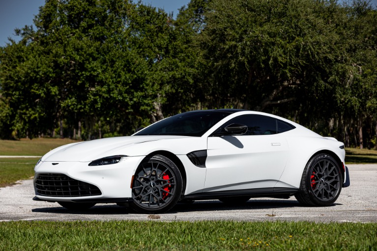 Used 2022 Aston Martin Vantage . for sale Sold at McLaren Orlando LLC in Titusville FL 32780 3