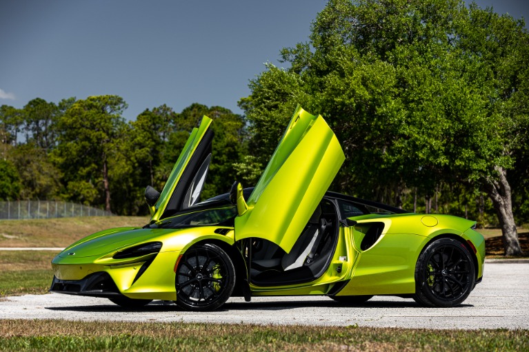 Used 2023 McLaren Artura for sale $263,110 at McLaren Orlando LLC in Titusville FL 32780 4