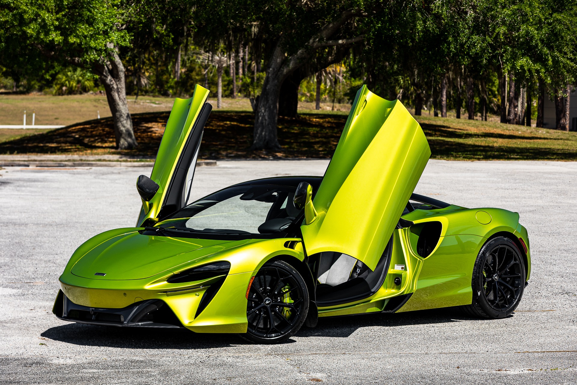 New 2023 McLaren Artura for sale $302,985 at McLaren Orlando LLC in Titusville FL 32780 1