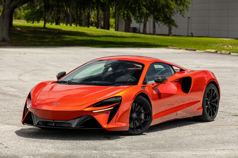 Used 2023 McLaren Artura for sale $259,990 at McLaren Orlando LLC in Titusville FL 32780 3