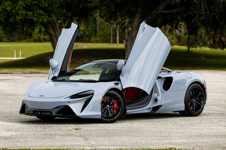 New 2023 McLaren Artura TechLux for sale $282,250 at McLaren Orlando LLC in Titusville FL 32780 1