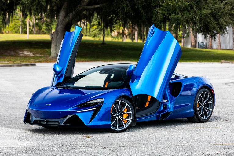 New 2024 McLaren Artura for sale $284,568 at McLaren Orlando LLC in Titusville FL