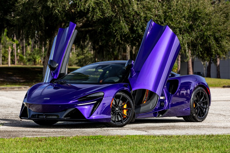 Used 2024 McLaren Artura for sale $233,990 at McLaren Orlando LLC in Winter Park FL 32789 2