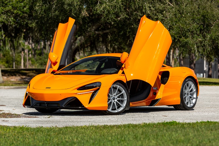 New 2024 McLaren Artura for sale Sold at McLaren Orlando LLC in Winter Park FL 32789 2
