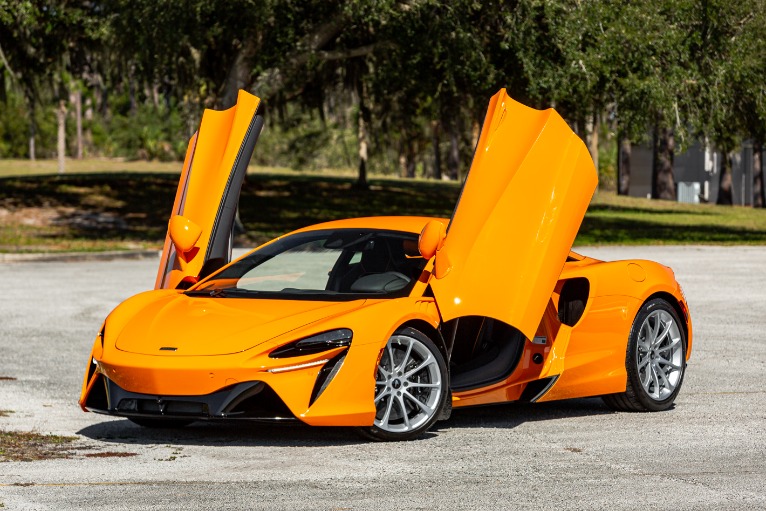 New 2024 McLaren Artura for sale $262,108 at McLaren Orlando LLC in Titusville FL 32780 1
