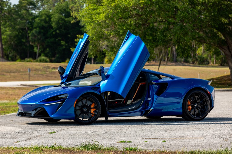New 2023 McLaren Artura Performance for sale Sold at McLaren Orlando LLC in Winter Park FL 32789 4
