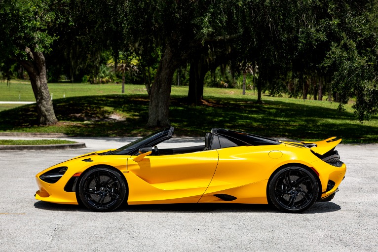 New 2024 McLaren 750S Spider for sale $572,895 at McLaren Orlando LLC in Winter Park FL 32789 4