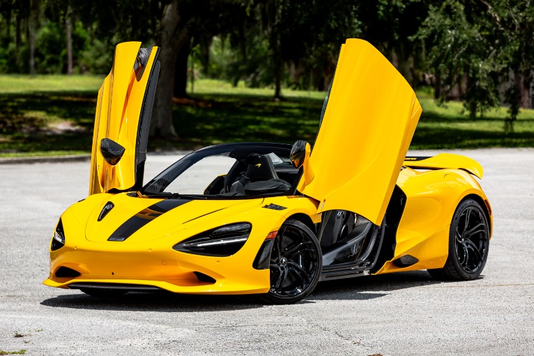 New 2024 McLaren 750S Spider for sale $572,895 at McLaren Orlando LLC in Winter Park FL 32789 1