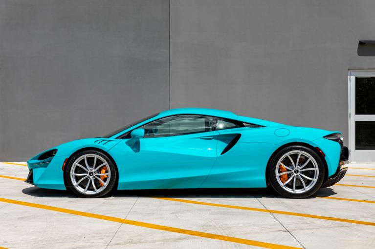Used 2023 McLaren Artura Vision for sale $227,550 at McLaren Orlando LLC in Winter Park FL 32789 4