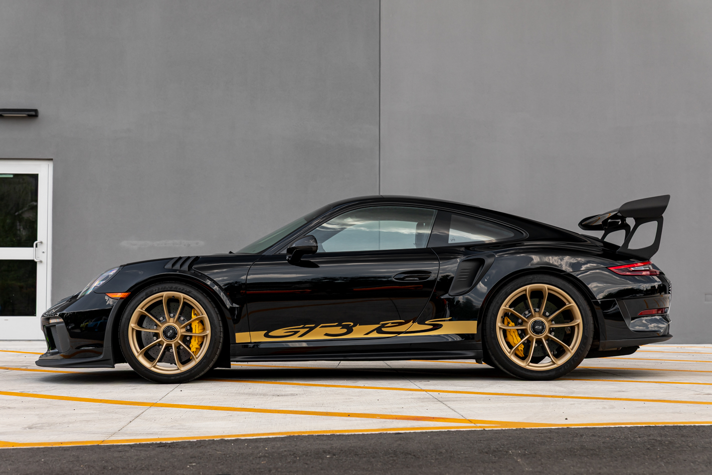 Used 2019 Porsche 911 GT3 RS with VIN WP0AF2A99KS164382 for sale in Titusville, FL