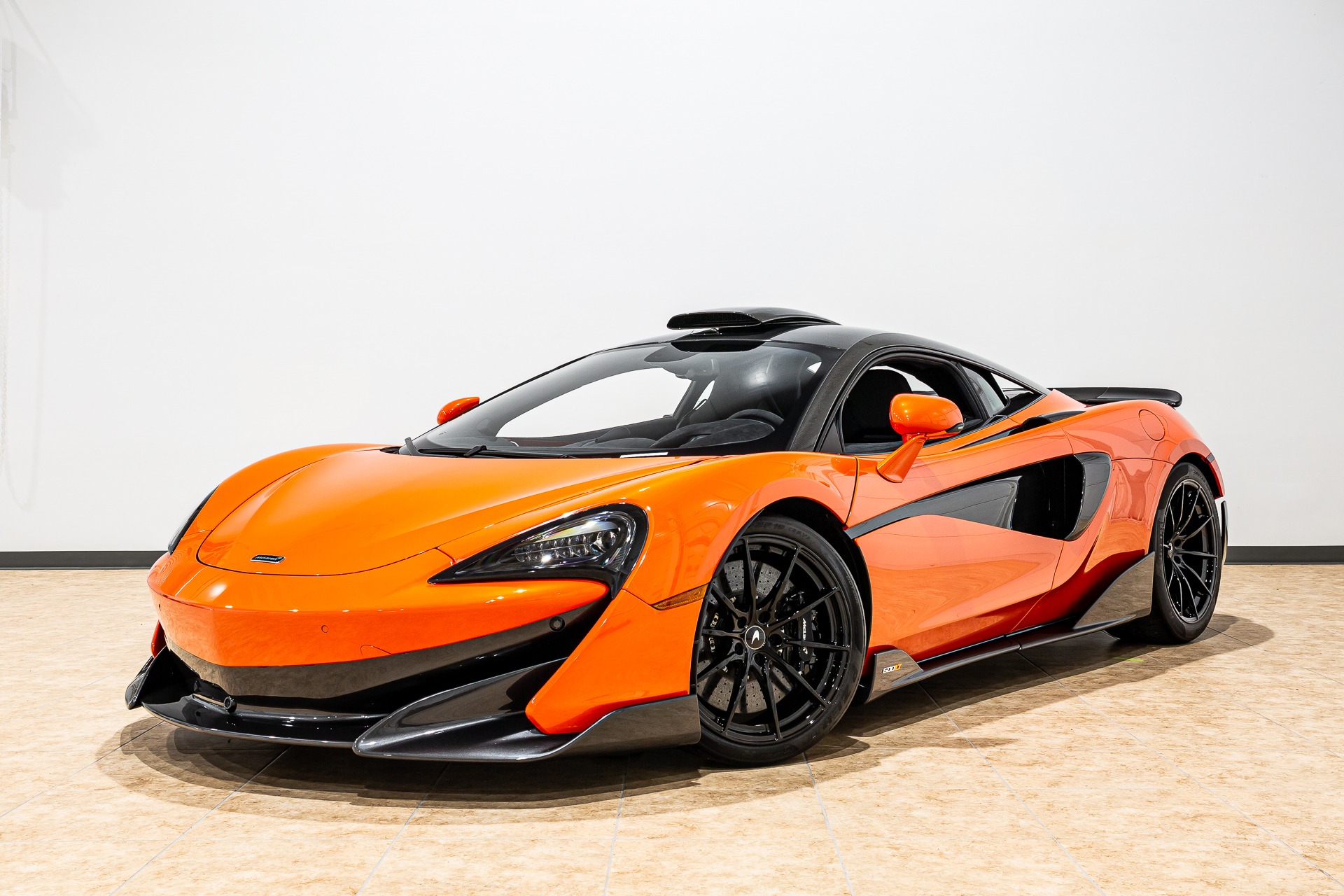 New 2019 McLaren 600LT for sale $313,099 at McLaren Orlando LLC in Titusville FL 32780 1