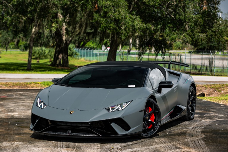 Used 2018 Lamborghini Huracan LP 640-4 Performante Spyder for sale Sold at McLaren Orlando LLC in Titusville FL 32780 2