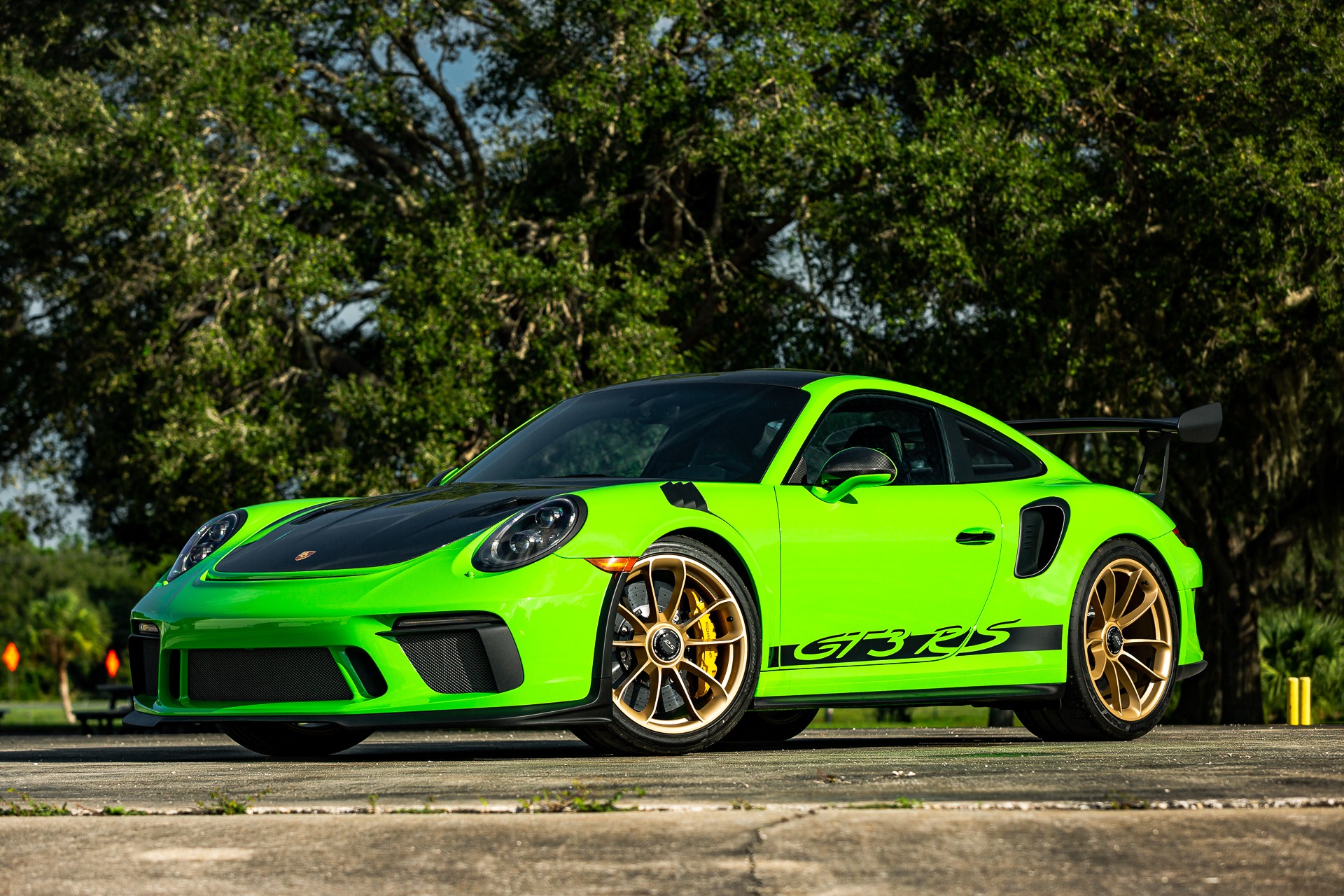 Don't Wait For The New 911 GT3 RS – Get This Low-Mileage Lizard Green 2019  Example Instead
