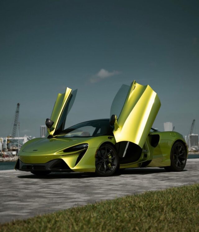 Our showroom will be closed today as our team attends @f1MIA and @festivalsofspeed in Ocala! 
Come visit us at the Ocala World Equestrian Center and see the beautiful new facility! 🏎🐎
And Go @McLaren @LandoNorris and @DanielRicciardo 🧡