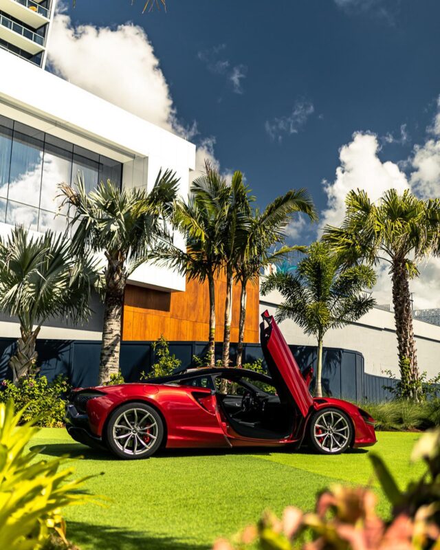 A special hybrid #McLarenMonday for you today after a wonderful weekend of introducing clients and friends to our newest McLaren – the Artura! ⚡️
Thank you to everyone who came out to see us and the incredible Artura. We can’t wait to see these driving around town! 🧡
#McLarenOrlando #Artura #McLarenAuto #Hybrid #LakeNona #WaveHotel #YourOrlandoPitCrew